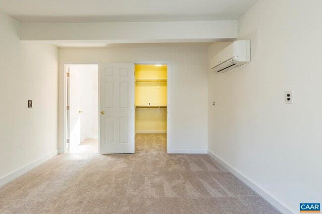 Building Photo - 1718 Rugby Ave