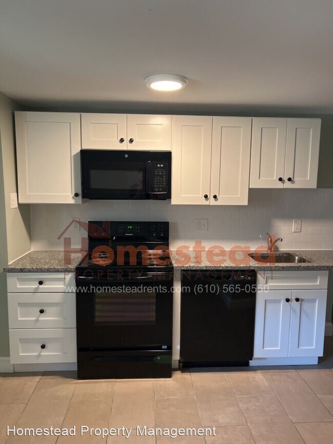 Building Photo - 3 br, 1.5 bath House - 129 Ervin Ave