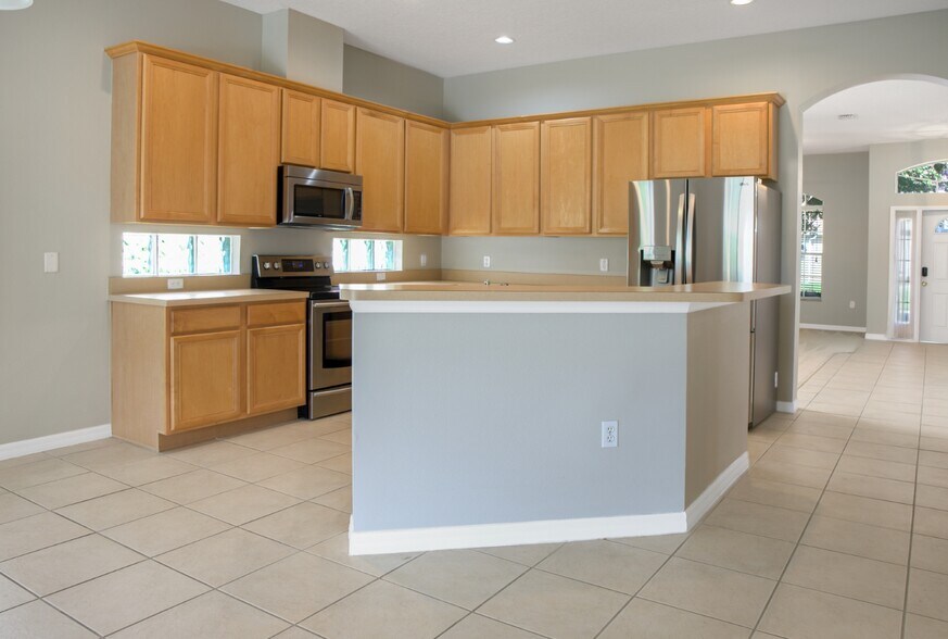 Building Photo - 126 Spring Glen Dr