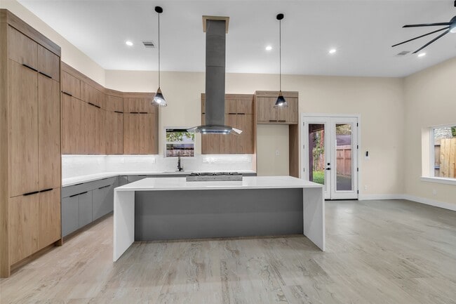 Building Photo - 9630 Vilven Ln