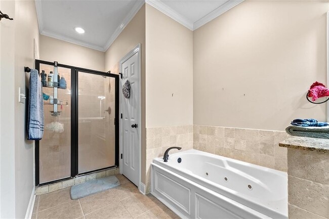 Building Photo - 4140 Primrose Dr