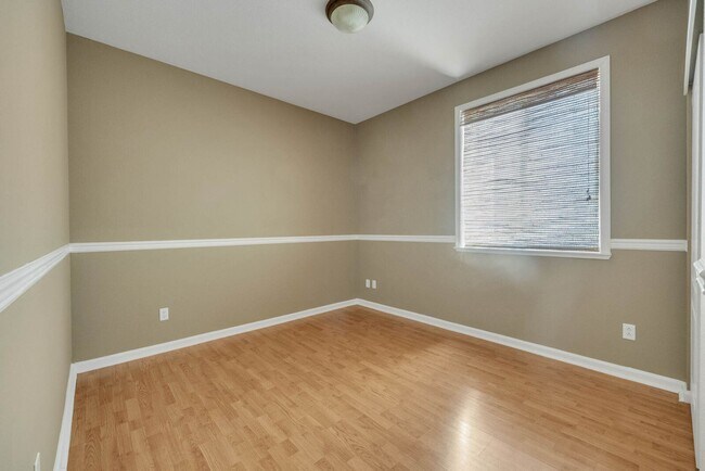 Building Photo - 8639 Brush Way