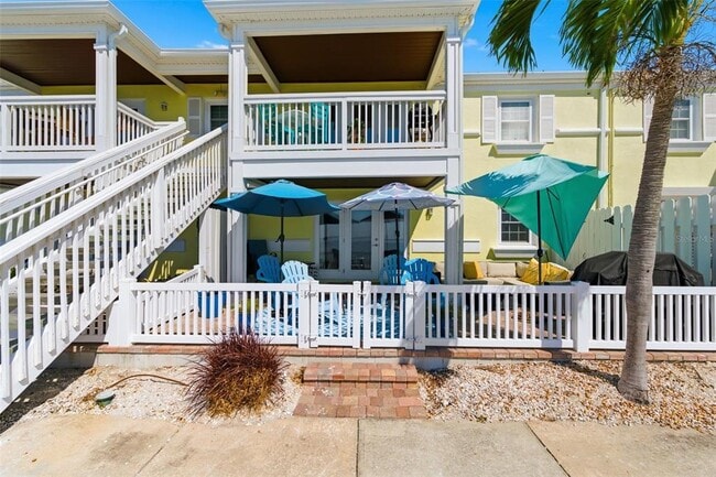 Building Photo - 5280 Coquina Key Dr SE