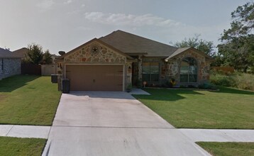 Building Photo - 708 Cody James Dr
