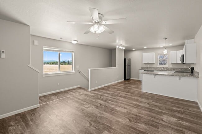 Building Photo - 7837 Jacqueline Way