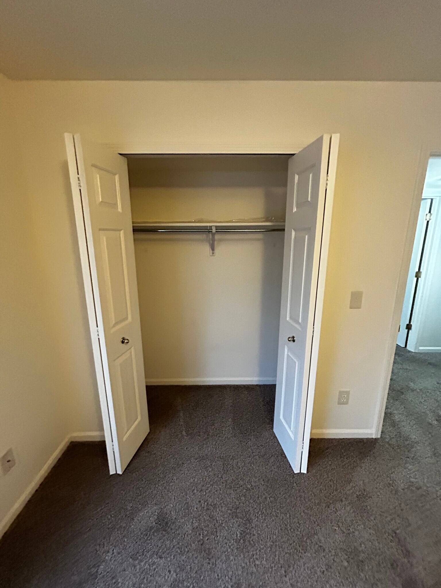 Master Bedroom Closet - 140 Holly Pines Ct