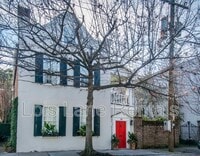 Building Photo - 31 Wentworth St