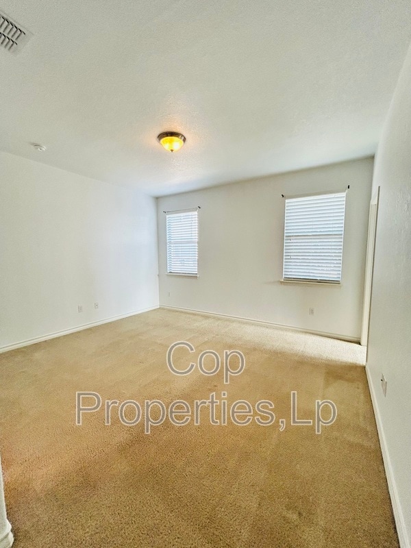 Building Photo - 1331 Tweed Willow