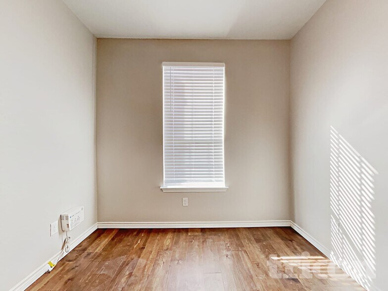 Building Photo - 11815 Wildcat Cove