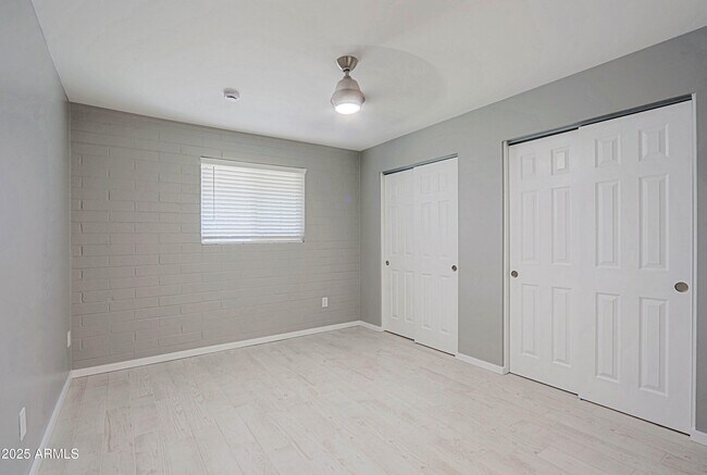 Building Photo - 8402 E Coronado Rd