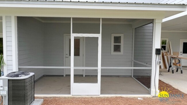 Building Photo - Beautiful 3 Bedroom 2.5 Bathroom Townhome with Garage!