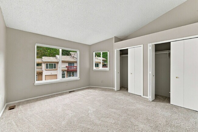 Building Photo - 2027 Bristlecone Dr