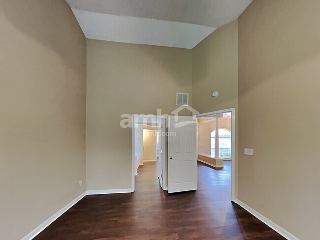 Building Photo - 13319 Harvest Point Dr