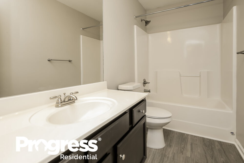 Building Photo - 1072 Glenwyck Dr