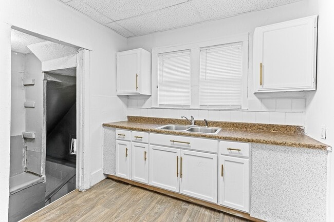 Building Photo - 15379 Monte Vista St