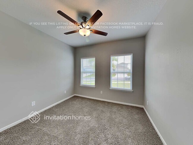 Building Photo - 11440 64th St E