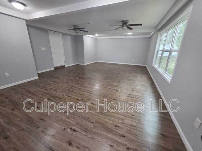 Building Photo - 3414 Forest Grove Dr
