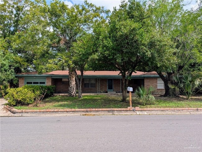 Primary Photo - 2110 N 12th St