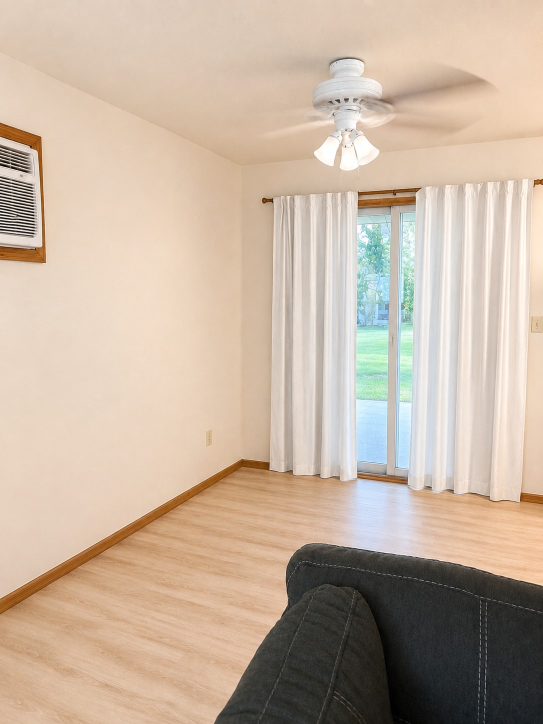 Building Photo - 1517 Wicks Ln