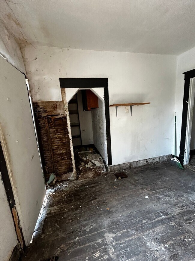 Building Photo - 556 Wimmer Pl