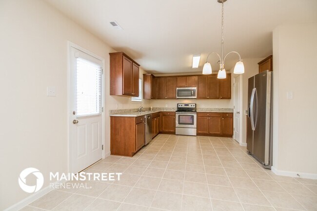 Building Photo - 3309 Marichal Dr