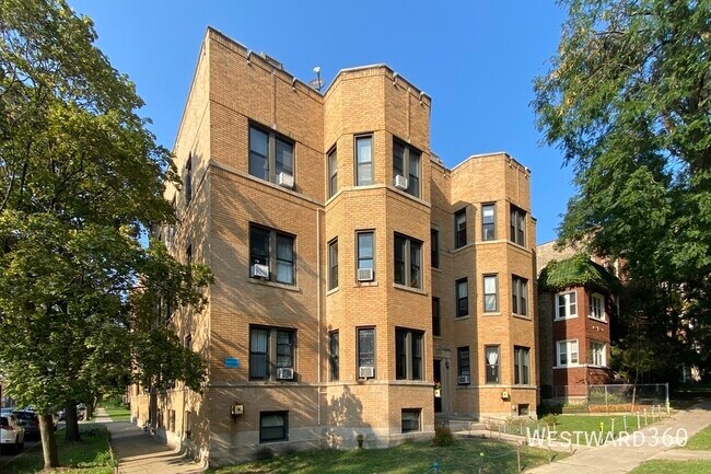 Building Photo - 6507 N Hoyne-3N