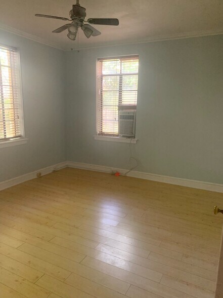 bedroom - 1121 Myrtle Ave