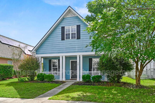 Building Photo - 307 Pimpernel St