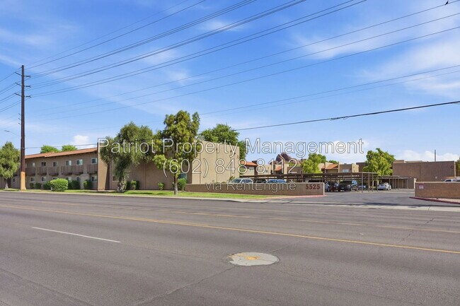 Building Photo - 5525 E Thomas Rd