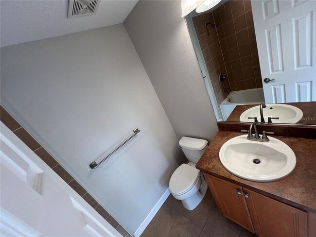 Building Photo - 7350 Black Walnut Way