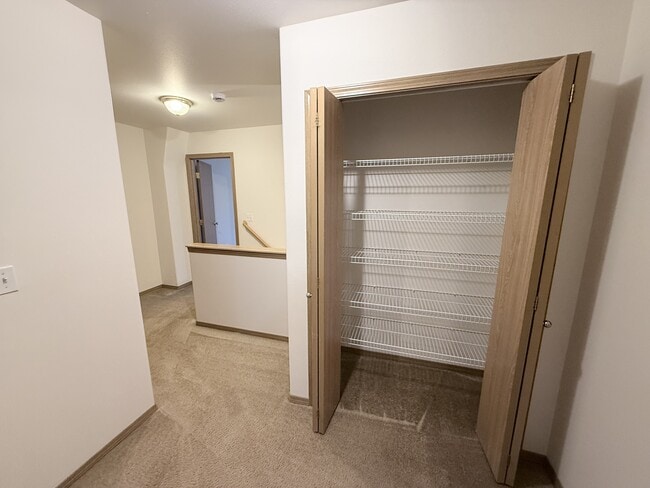 Building Photo - 502 91st Ave SE