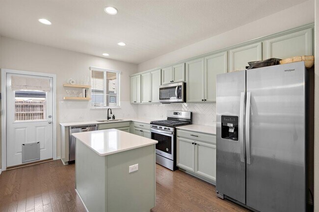 Building Photo - 218 Bonnet Blvd