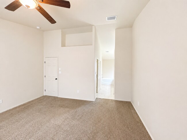 Building Photo - 2181 S 37th Ave