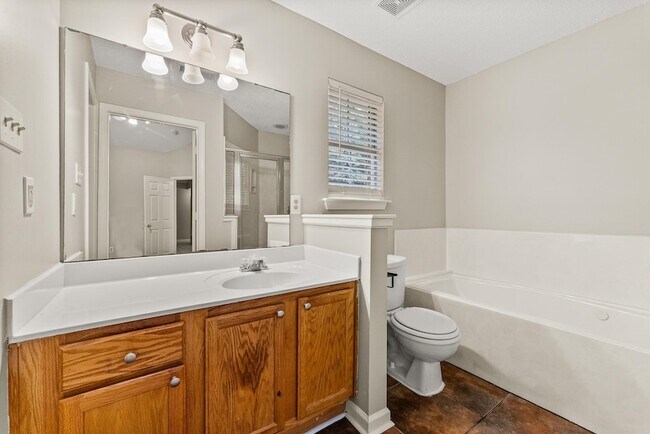 Building Photo - 7016 S Estacada Way