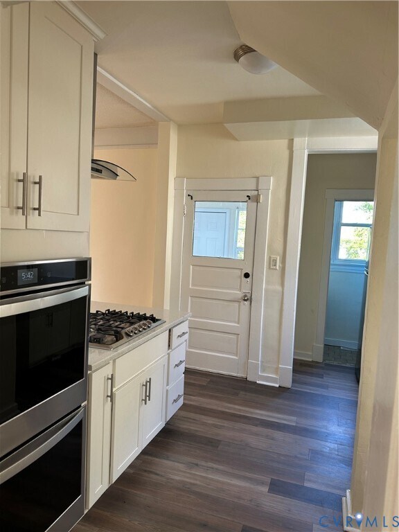 Building Photo - 3 E Blake Ln