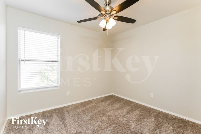 Building Photo - 11728 San Rossore Ct