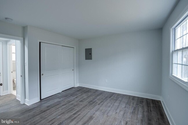 Building Photo - 20 Florence Tollgate