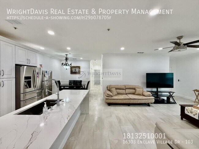 Building Photo - 16303 Enclave Village Dr