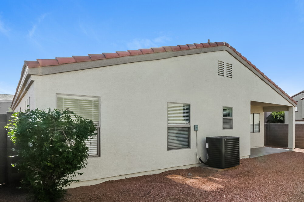 Building Photo - 2650 S 84th Dr
