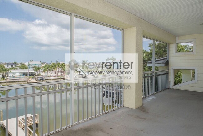 Building Photo - 540 Johns Pass Ave