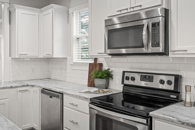 Building Photo - Beautiful 3-bedroom home in The Nations!