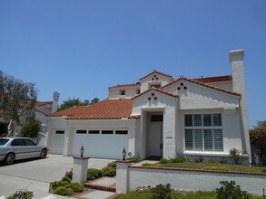Building Photo - Stunning Home in Gated Community of Southridge Oceanside!