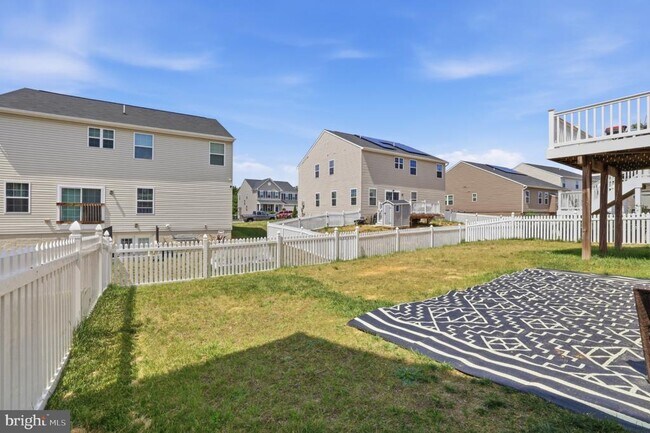 Building Photo - 5319 Holley Oak Ln