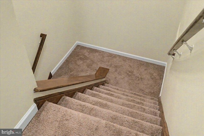 Building Photo - 2282 Suzann Dr