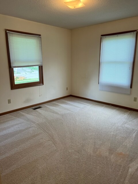 Building Photo - 1100 Dani Ln