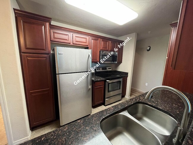 Building Photo - 2bd/2ba condo in Villas at Hacienda Del Sol