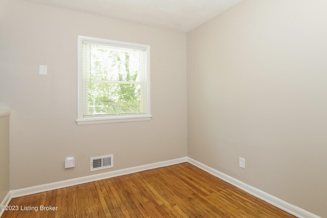 Building Photo - 303 Elk River Dr