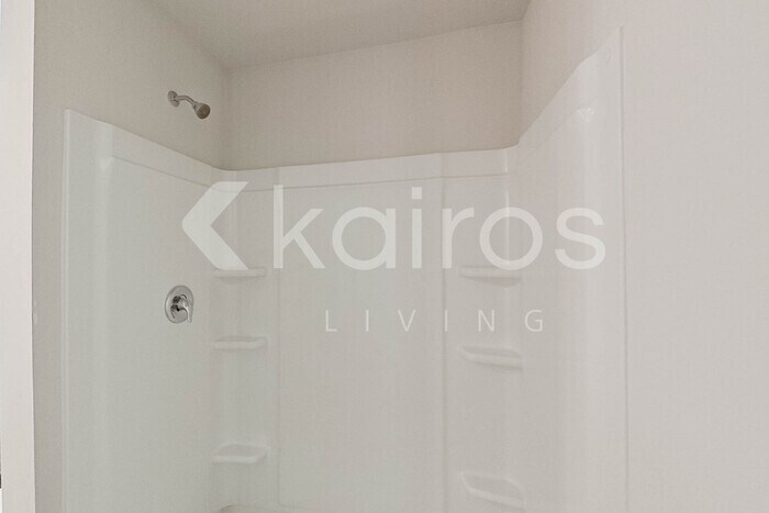 Building Photo - 288 Laurel Springs Dr