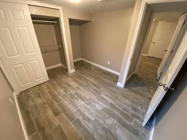 Building Photo - 426 E 15th Ave