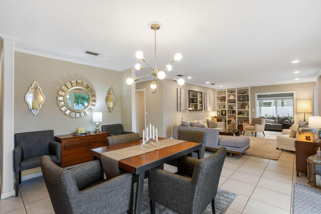 Building Photo - 10 Sailfish Ln